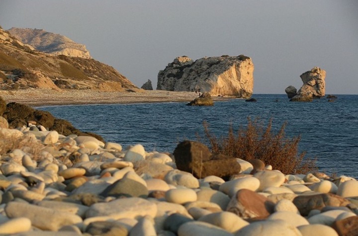 скала на кипре