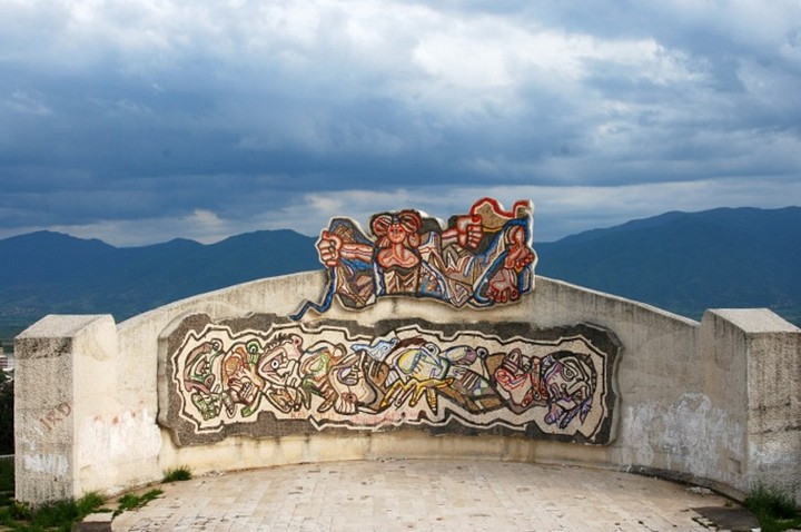 монумент свободы монумент свободы