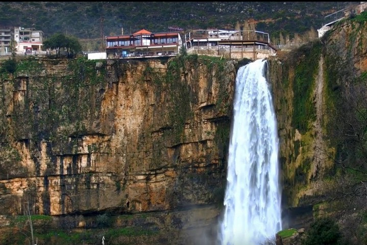 водопад в ливане водопад в ливане