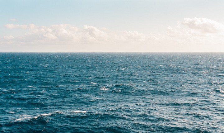 морские просторы