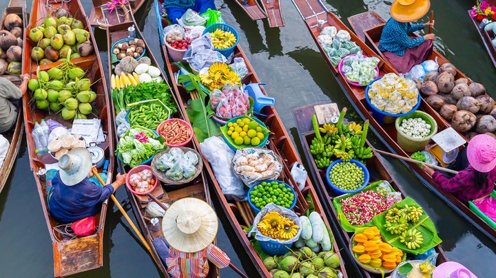 дамноен садуак