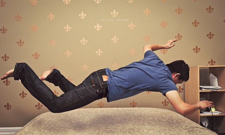 падает во сне падает во сне