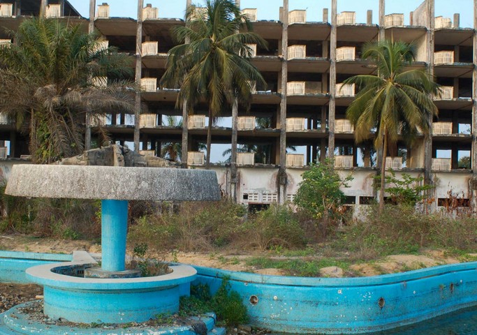 заброшенный отель заброшенный отель