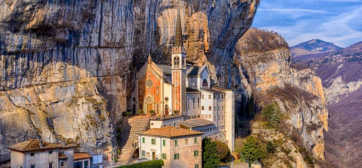 мадонна делла корона