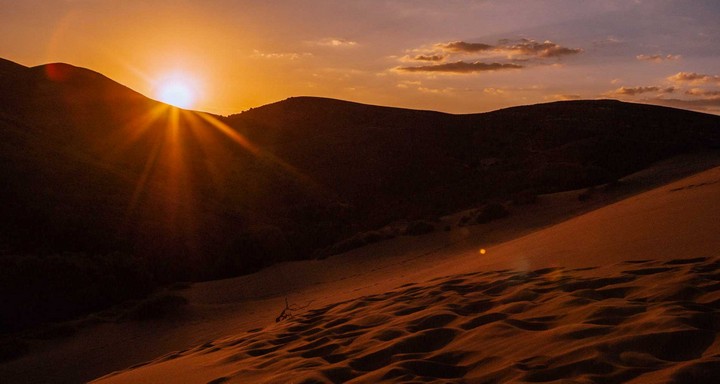 солнце над дюнами