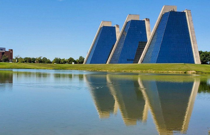 пирамиды индианаполиса пирамиды индианаполиса