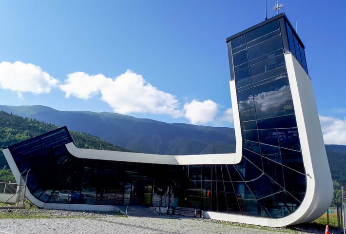 аэропорт царицы тамары аэропорт царицы тамары