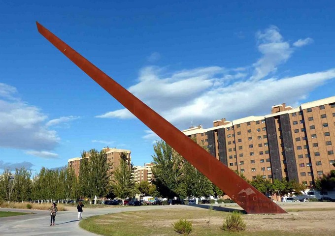 часы сарагосы