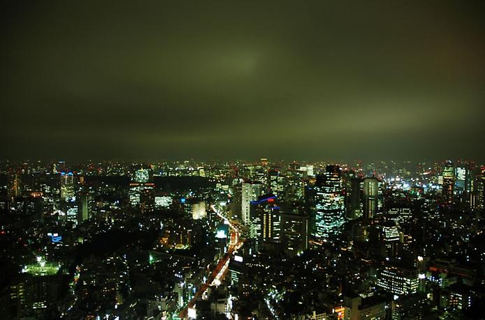 https://lifeglobe.net/x/entry/1514/Tokyo_Skyline_11.jpg
