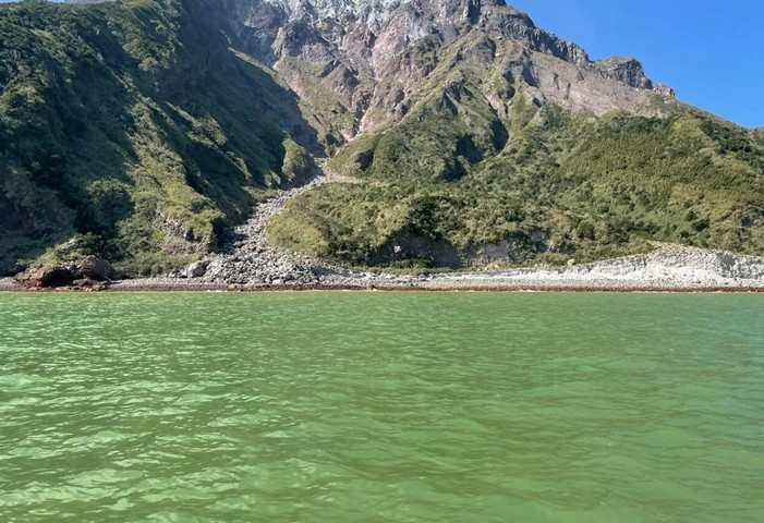 зеленая вода зеленая вода