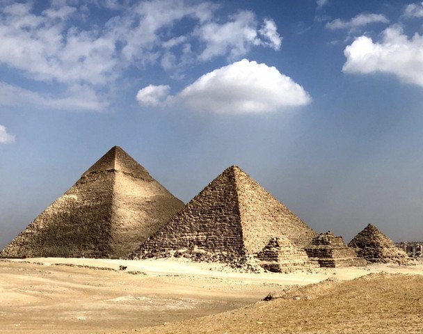эволюция пирамид
