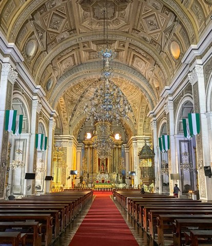 потолок сводчатый потолок сводчатый