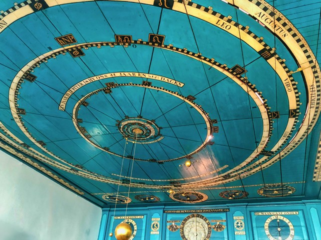 модель вселенной модель вселенной