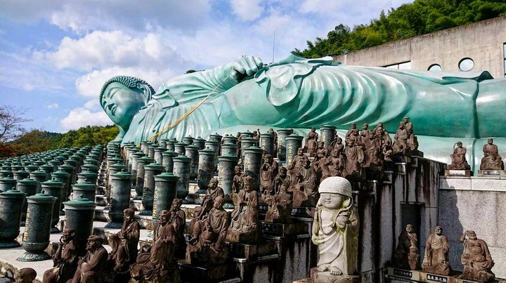 статуя будды