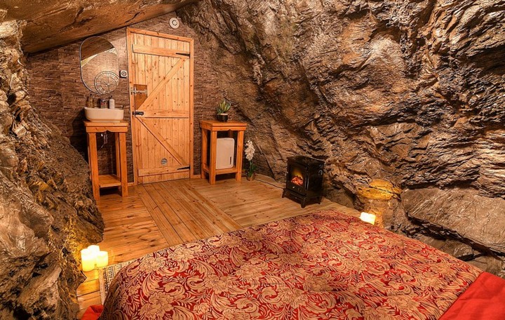 глубокий отель глубокий отель