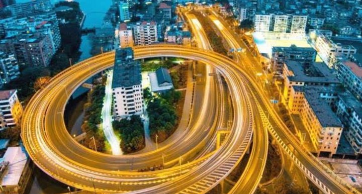 дом 28 и развязка