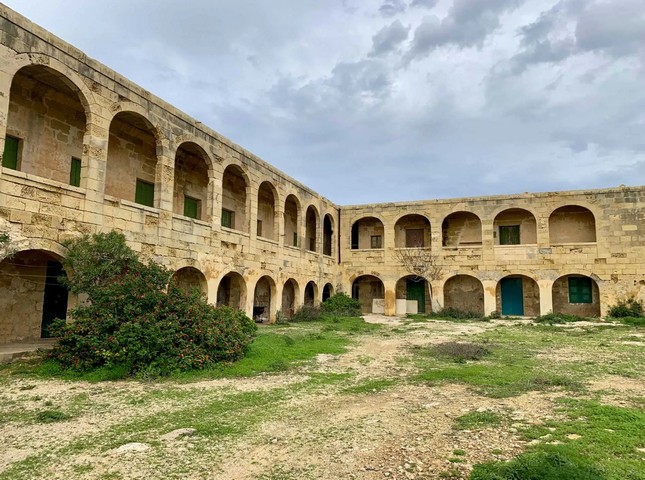 заброшка комино