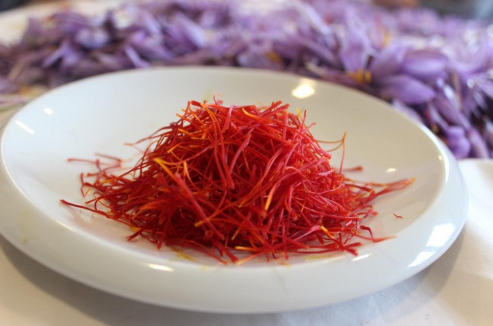специя шафран