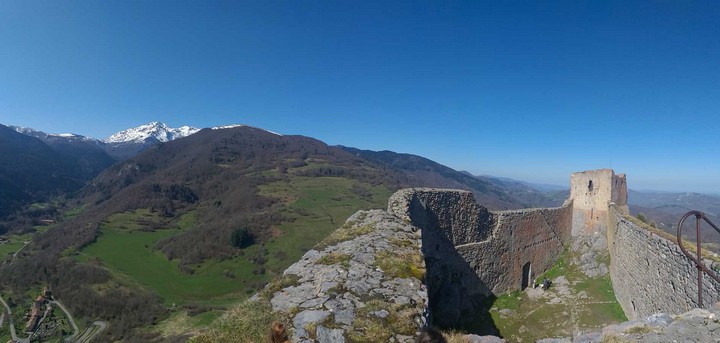 руины замка