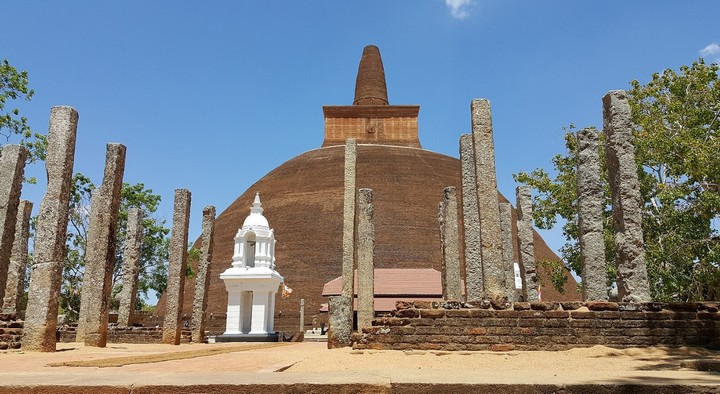 Анурадхапура Анурадхапура