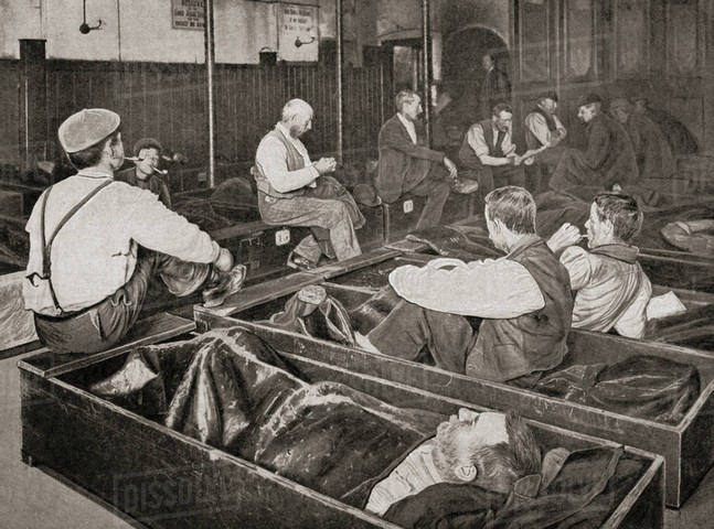 ночевка в деревянном ящике ночевка в деревянном ящике