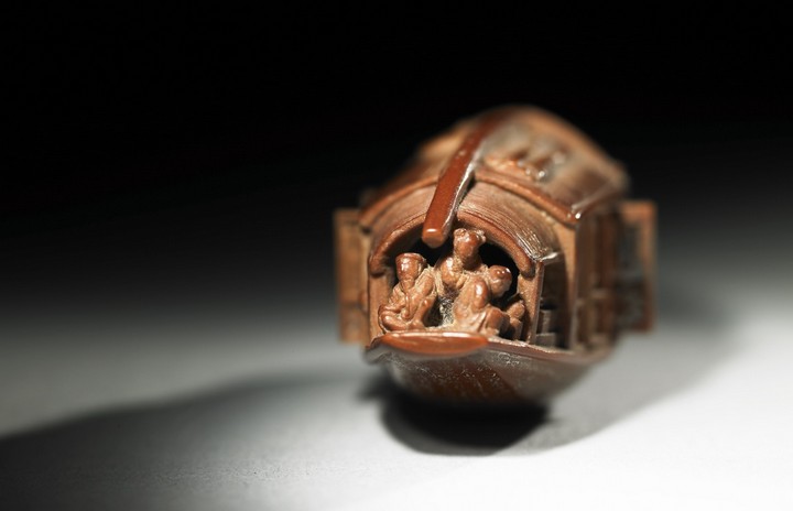 резьба по оливковой косточке резьба по оливковой косточке