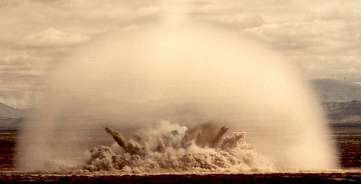 взрыв взрыв