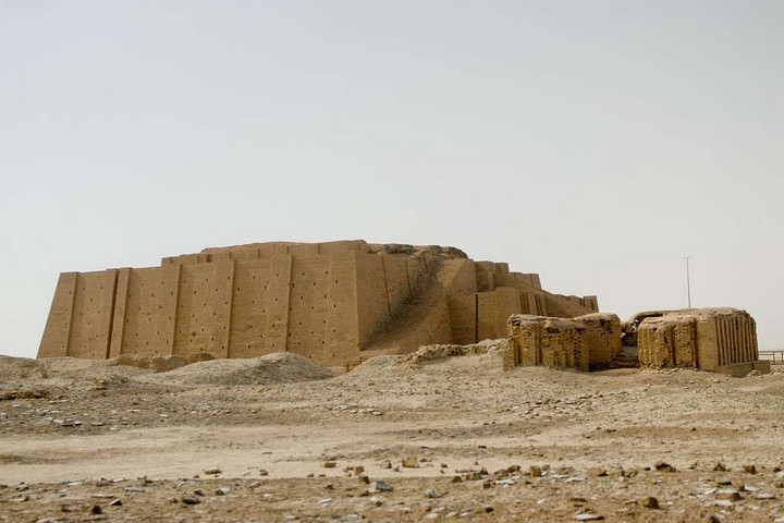 храм лунного бога