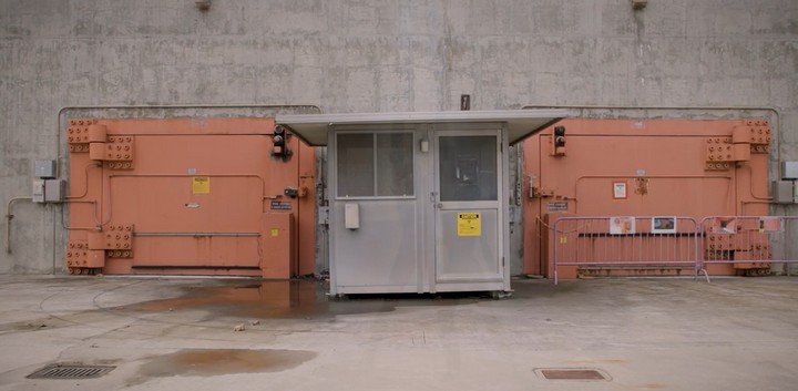 дверь снаружи дверь снаружи