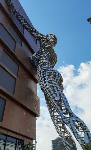 гигантская лилит гигантская лилит