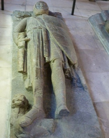 эффигия в храме темпл