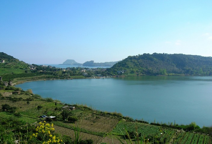 озеро авернус и его природа озеро авернус и его природа