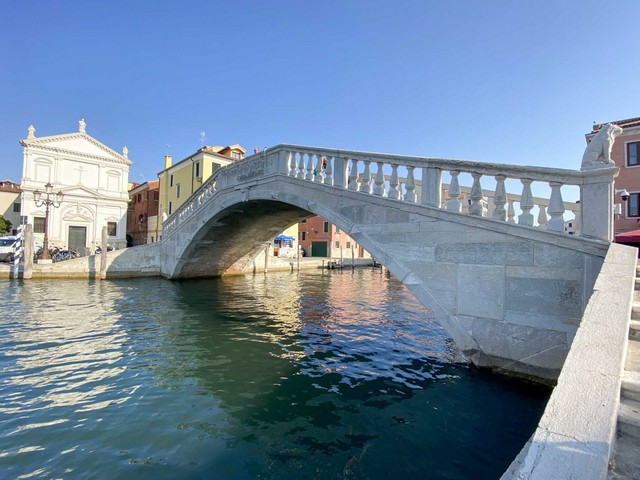 мост виго в кьодже