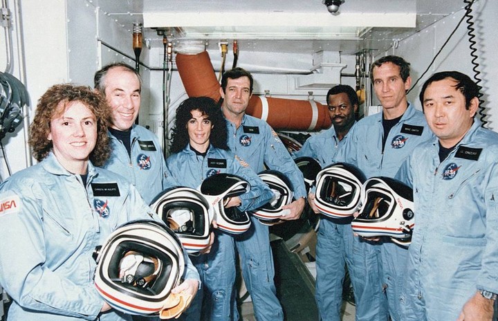 команда шаттла