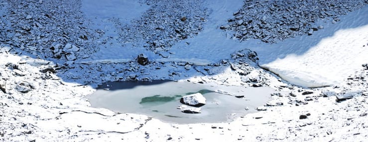 странное озеро странное озеро