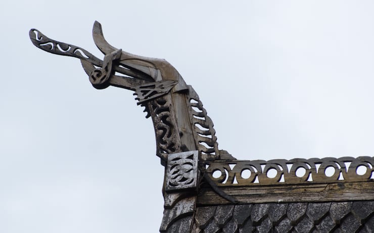 резьба по дереву