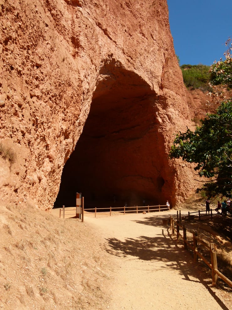 заброшенный рудник и его история