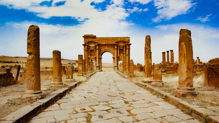 руины города тимгад