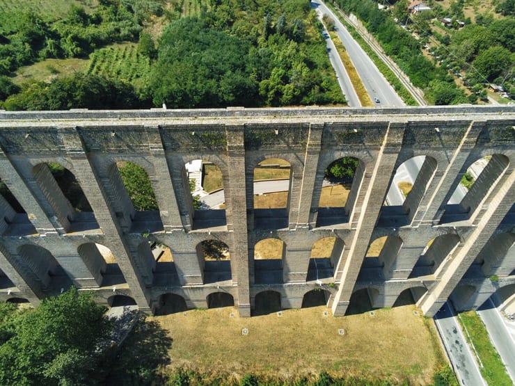 вид на акведук сверху
