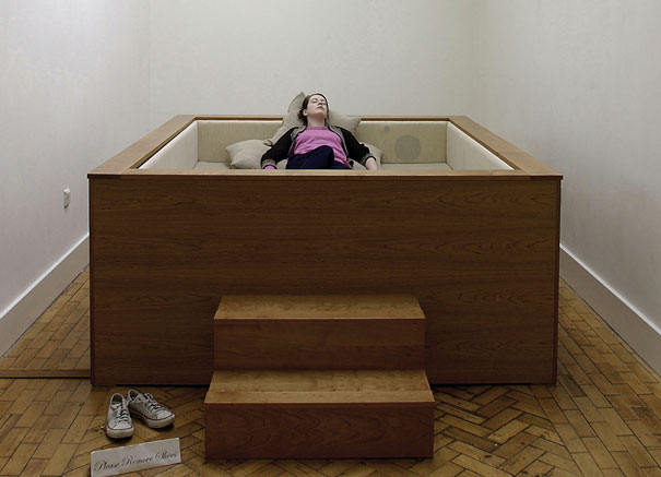 Акустическая кровать