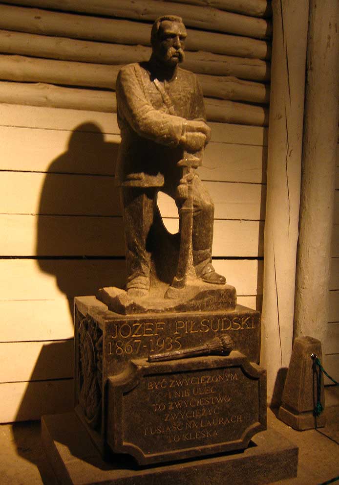 Памятник Йозефу Пілсудському
