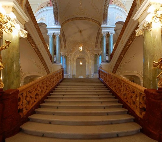 Front_stairs
