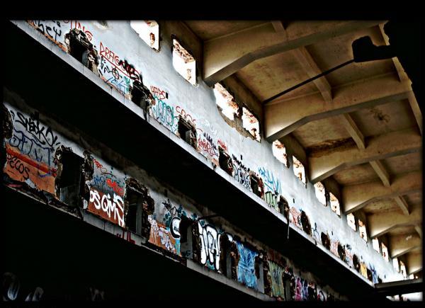 тюрьма тюрьма