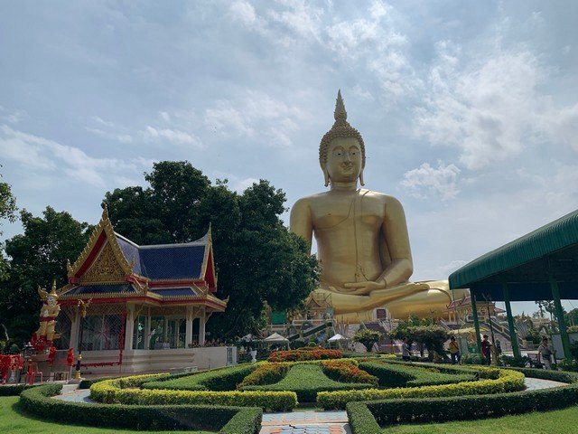 великий будда