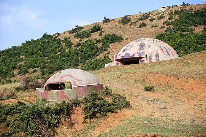 заброшенные бункеры албании