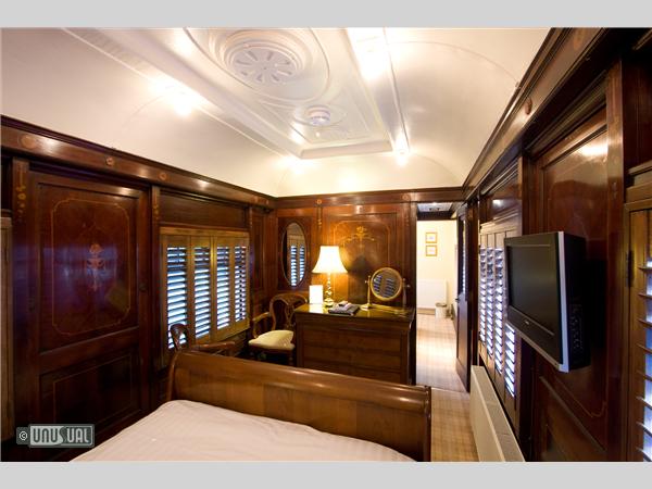 Роскошный номер в вагоне