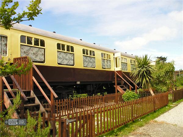 Почтовый вагон, переделанный в отель