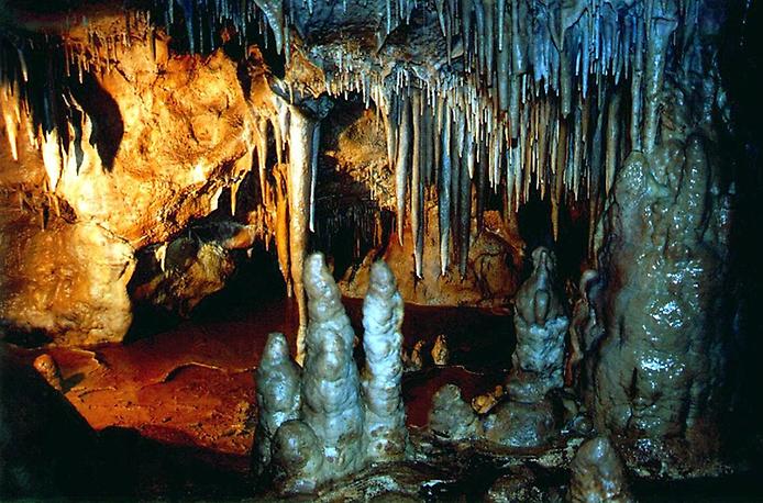 азишская пещера