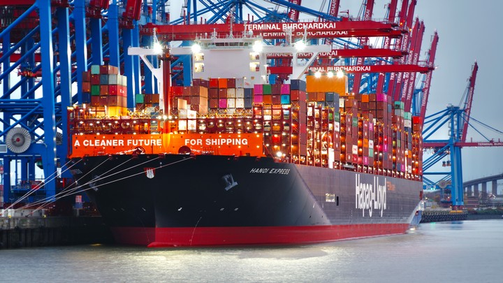 Контейнеровоз Berlin Express компании Hapag-Lloyd