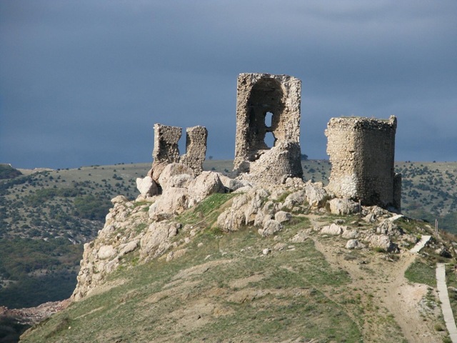 генуэзская крепость Чембало